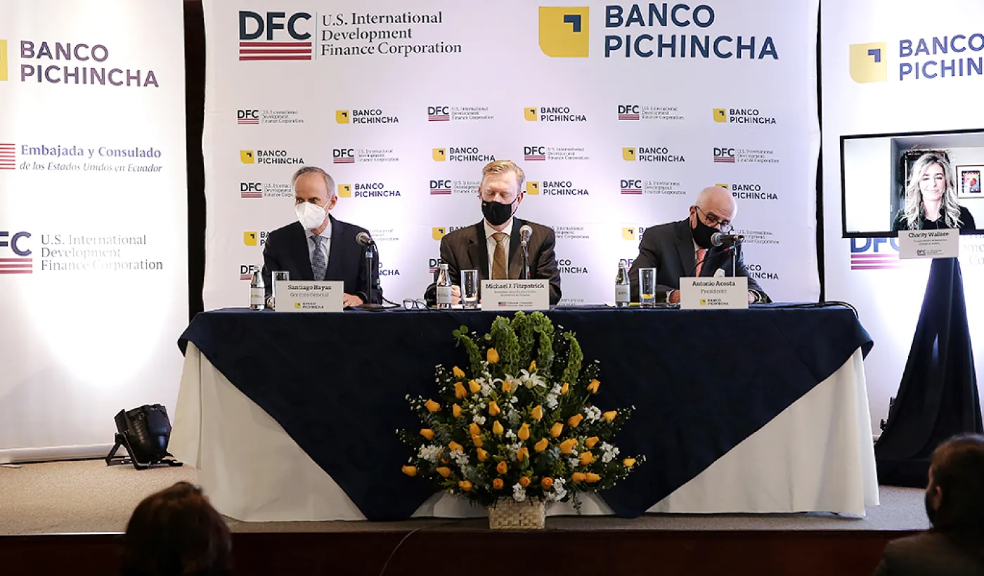 USD 150 millones más para créditos de mujeres con micro, pequeñas y medianas empresas