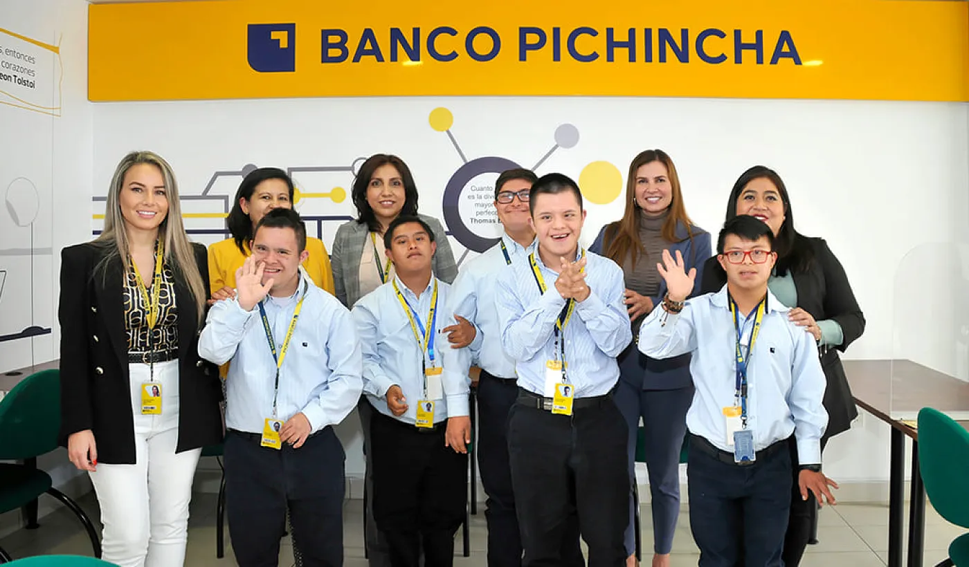 Banco Pichincha apoya a jóvenes con discapacidad intelectual bajo modalidad de empleo protegido