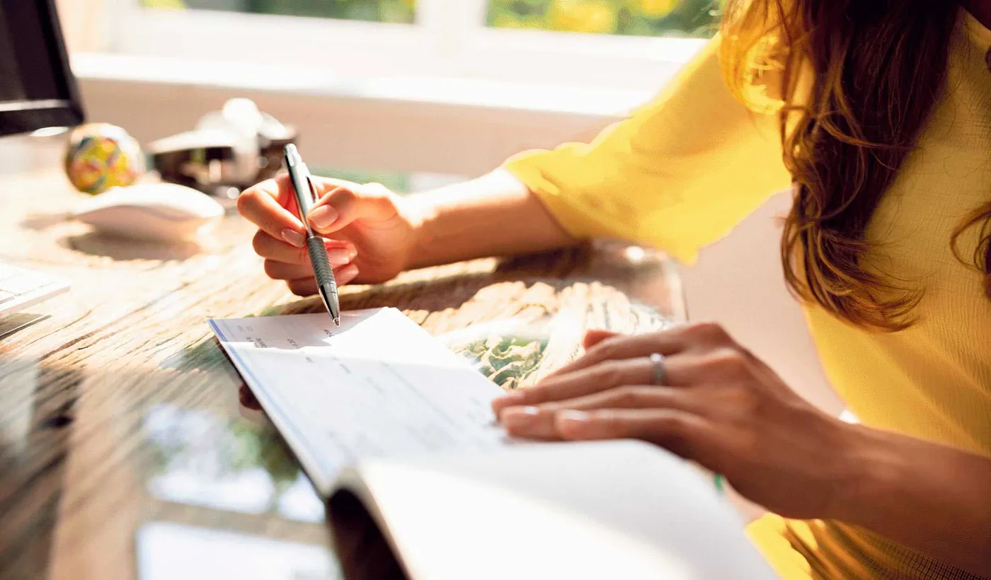 La guía definitiva sobre los cheques: todo lo que necesitas saber está aquí