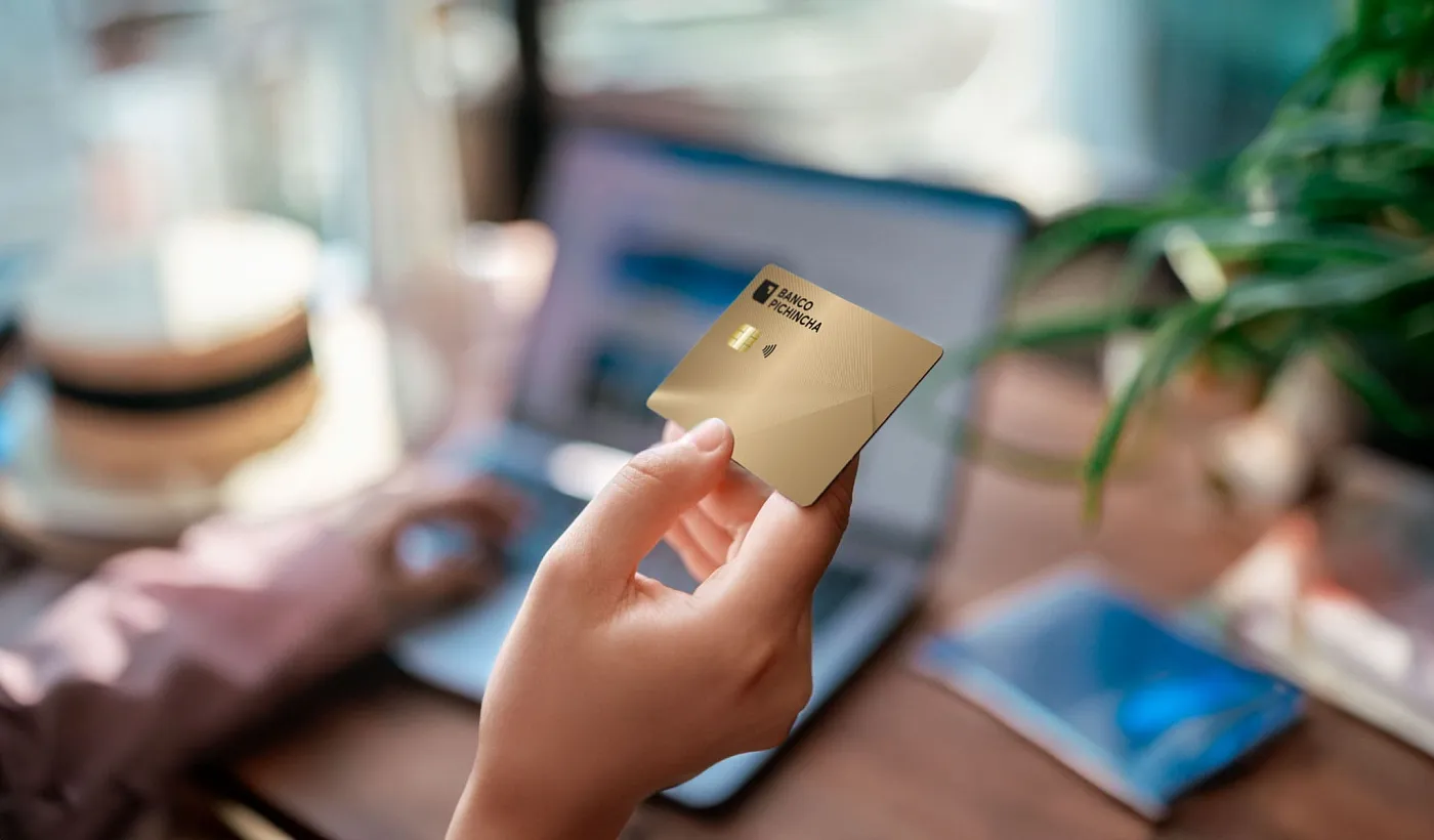 ¿Por qué tener una tarjeta de crédito?  3 razones para solicitarla si ya cumpliste los 18 años